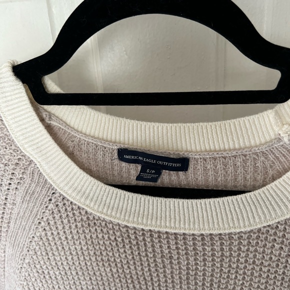 AEO cream sweater - Picture 2 of 3